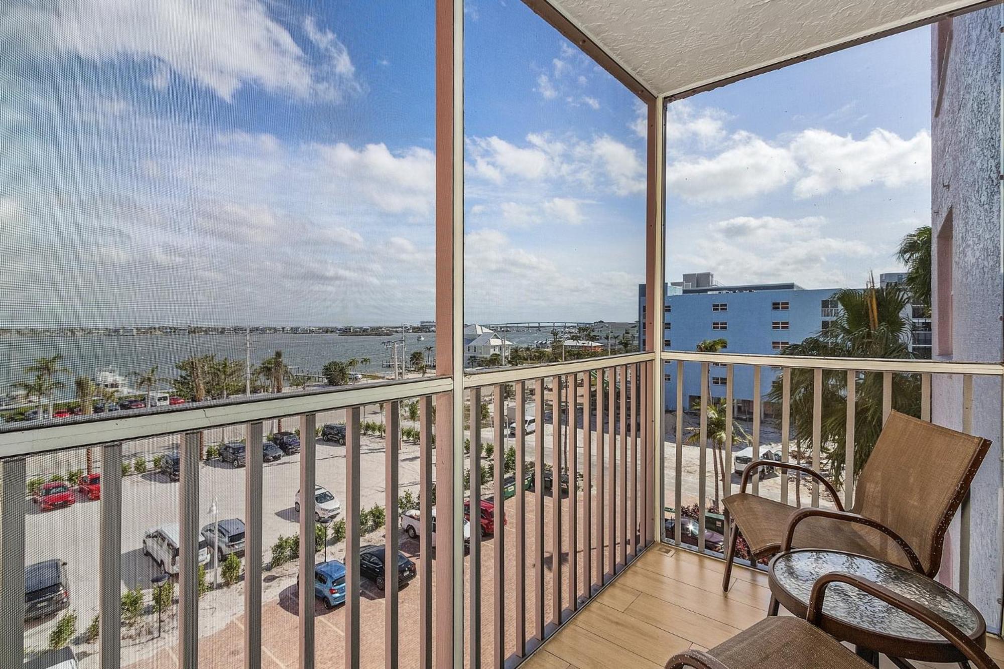 Welcome To Beach Villa'S # 406 Vacation Rental - 250 Estero Blvd Condo Fort Myers Beach Exteriér fotografie